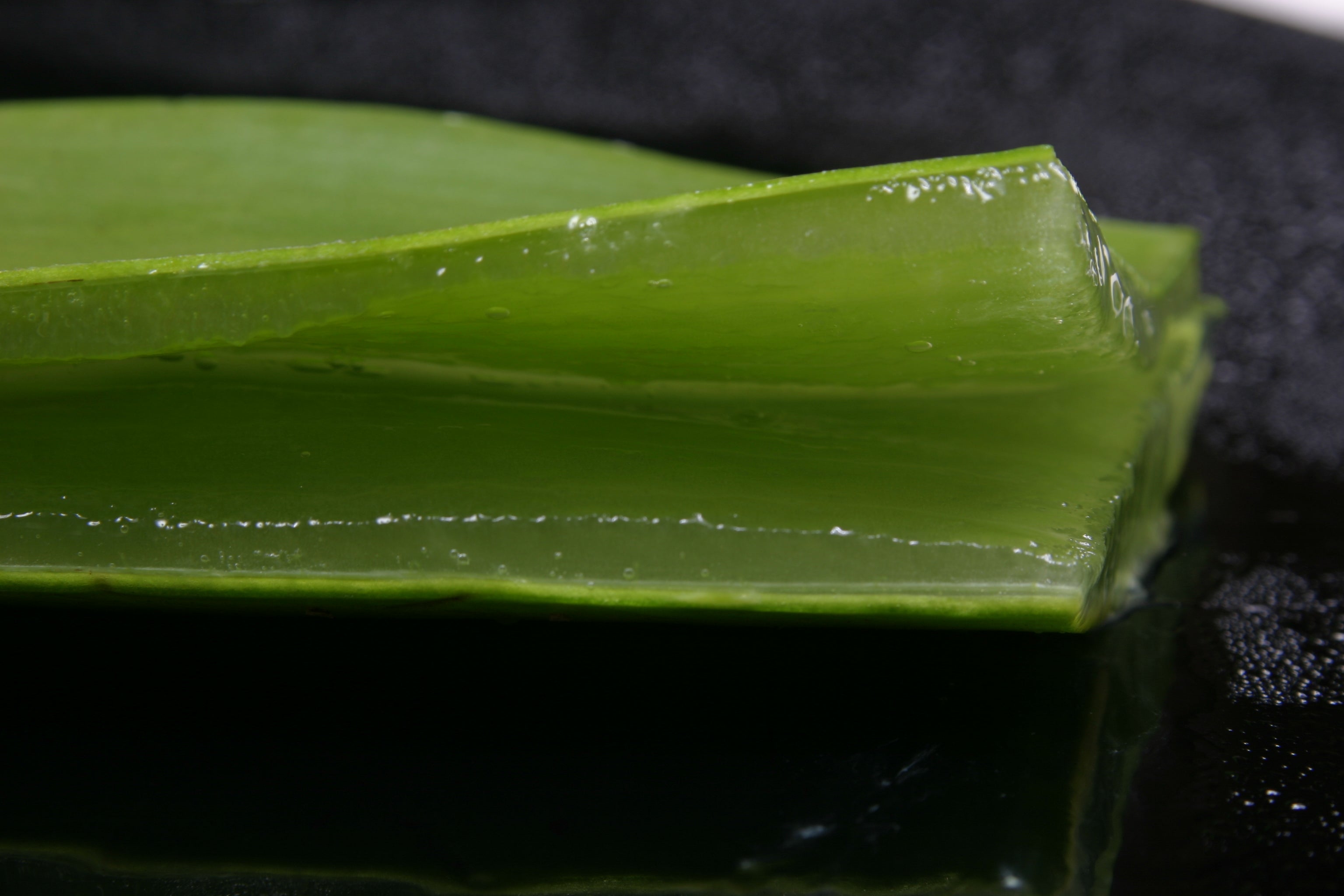 Aloe vera y acné: una solución natural para una piel clara y radiante.